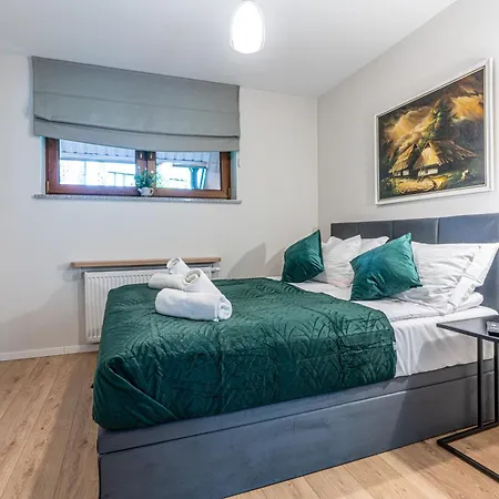 Lux Bogdanskiego By Rentilopl זקופאנה