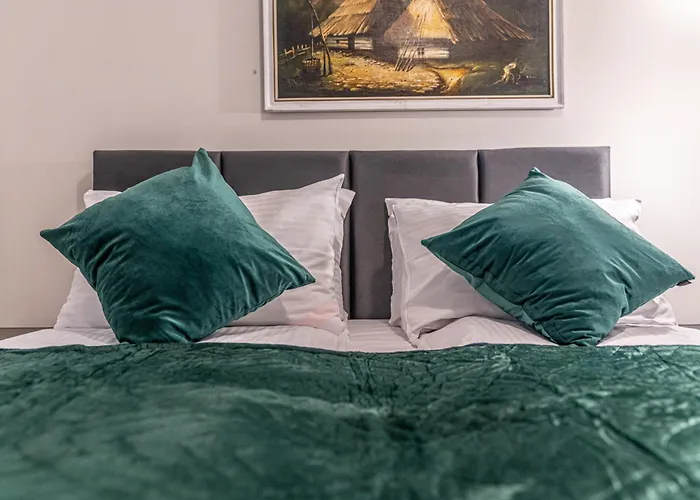 Lux Bogdanskiego By Rentilopl *