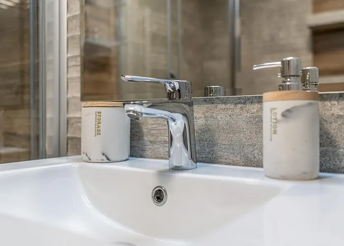 Lux Bogdanskiego By Rentilopl *